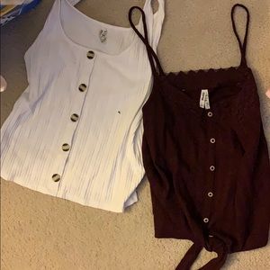 2 tops NOTE:WHITE IS XL RED IS L